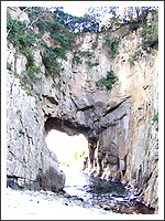 白山洞門